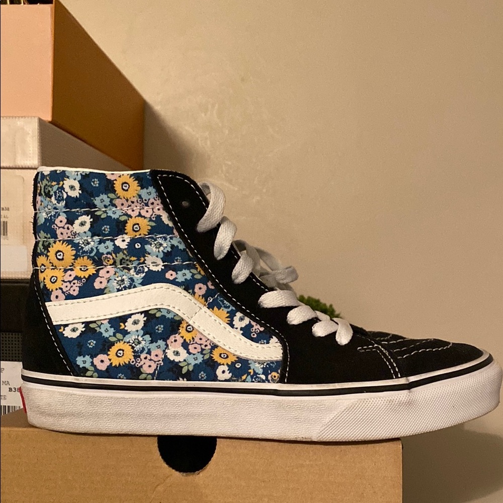 Vans high top women’s 7